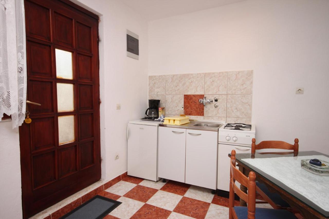 Apartments With A Parking Space Starigrad, Paklenica - 6618 Exterior foto